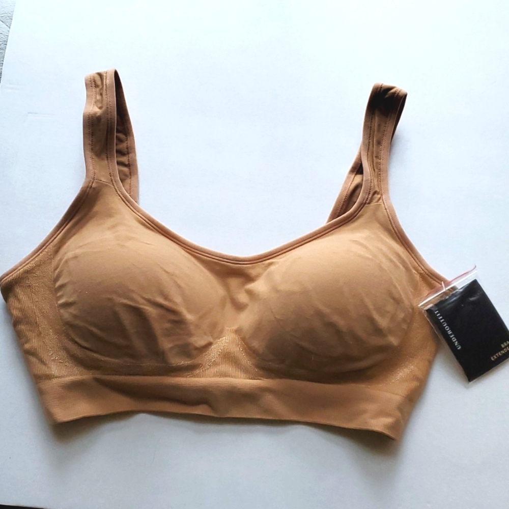 Underoutfit Sz L Comfort Shaping Bra